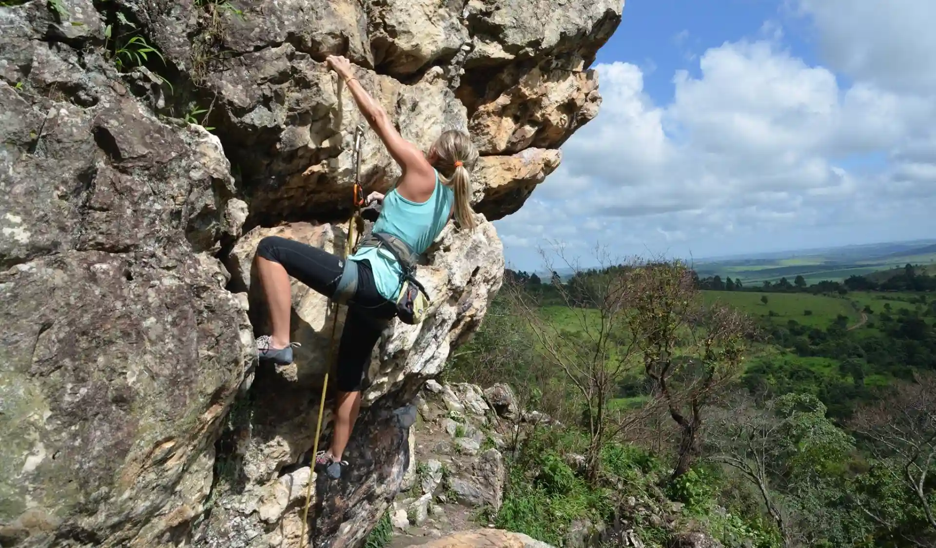 adventure-recreation-climbing